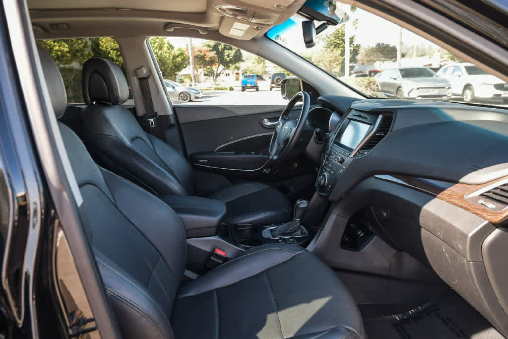 Used 2017 Hyundai Santa Fe Sport FWD image 15