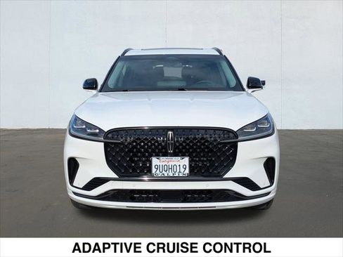 Used 2025 Lincoln Aviator Reserve w/ Equipment Group 201A image 8