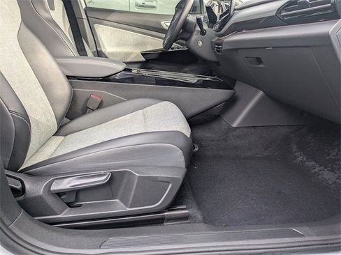 Used 2023 Volkswagen ID.4 Pro image 11