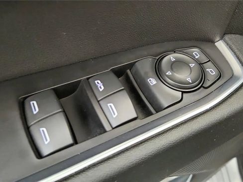 Used 2024 Chevrolet Silverado 1500 RST AWD/4WD image 31
