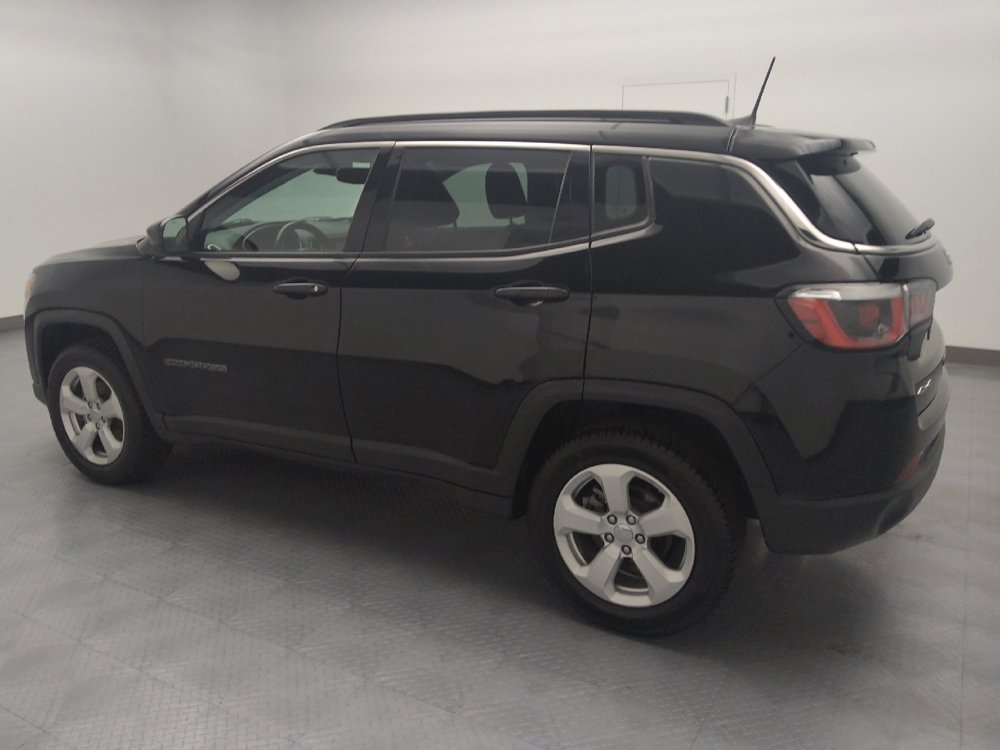 Used 2020 Jeep Compass Latitude w/ Popular Equipment Group AWD/4WD image 3