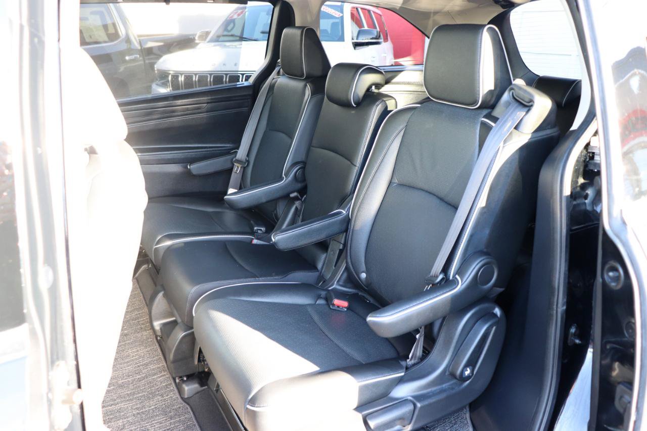 Used 2026 Honda Odyssey Elite image 12