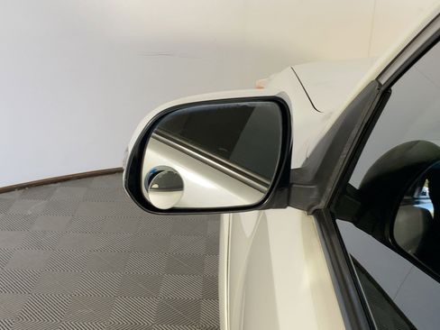 Used 2013 Toyota 4Runner Limited image 20