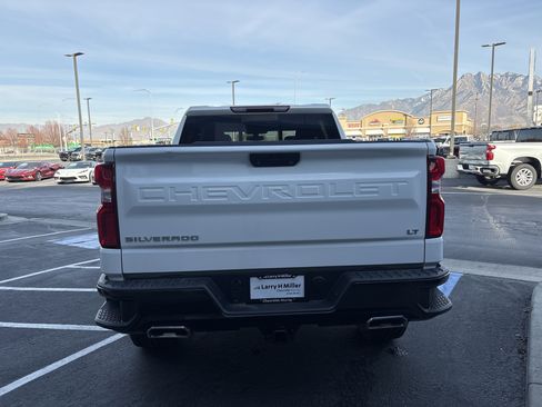 Used 2022 Chevrolet Silverado 1500 LT Trail Boss w/ Convenience Package II image 4