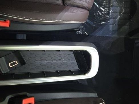 New 2025 Volkswagen ID. Buzz Pro S image 19