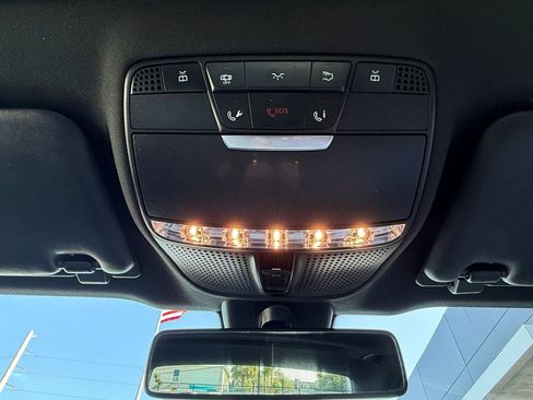 Used 2018 Mercedes-Benz E 300 image 41