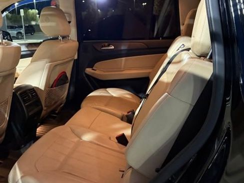 Used 2019 Mercedes-Benz GLS 450 4MATIC image 5