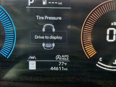 Used 2025 Hyundai Tucson SEL FWD image 19