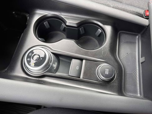 Used 2025 Ford Explorer Active image 27