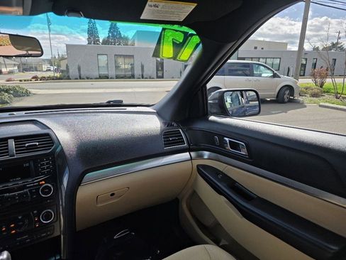 Used 2017 Ford Explorer 4WD image 11