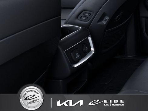 New 2026 Kia Carnival SX FWD image 26