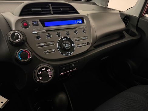 Used 2010 Honda Fit Sport image 18