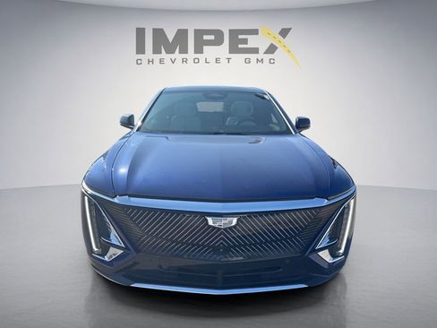 Used 2024 Cadillac Lyriq Luxury RWD image 6