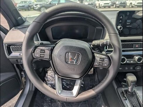 Used 2025 Honda Civic Sport Touring image 8