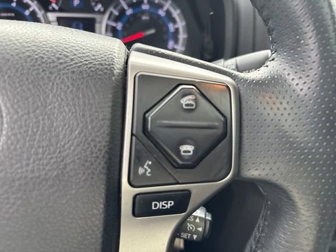 Used 2018 Toyota 4Runner SR5 Premium AWD/4WD image 19