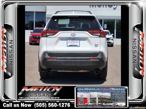 Used 2020 Toyota RAV4 XLE w/ Convenience Package image 5