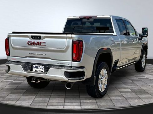 Used 2022 GMC Sierra 3500 Denali w/ Denali Ultimate Package AWD/4WD image 7