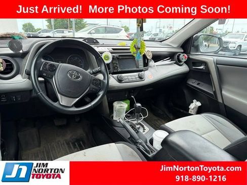 Used 2018 Toyota RAV4 XLE w/ Plus Extra Value Package FWD image 7
