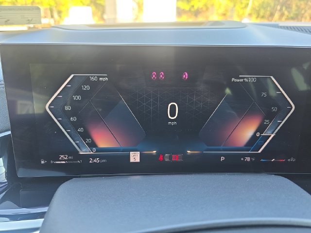 Used 2023 BMW X7 xDrive40i w/ Executive Package AWD/4WD image 16