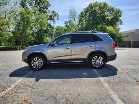Used 2011 Kia Sorento EX w/ Premium Pkg image 19