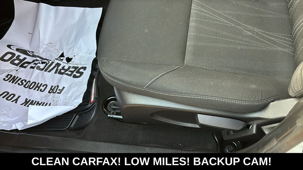 Used 2018 Ford Focus SE FWD image 22