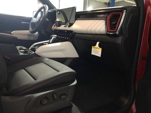 New 2024 GMC Canyon AT4X w/ AT4X AEV Edition image 58