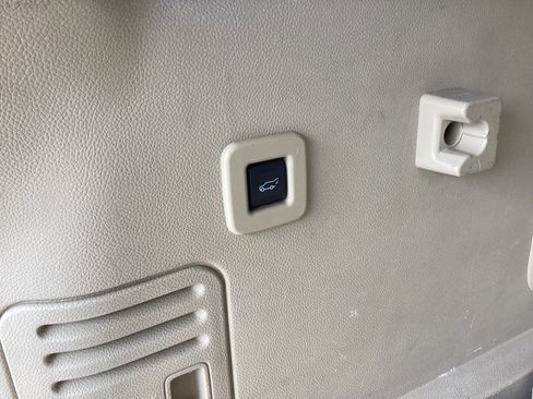 Used 2012 Ford Expedition EL XLT image 28