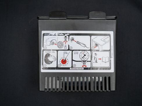 Used 2005 Porsche 911 Carrera image 78