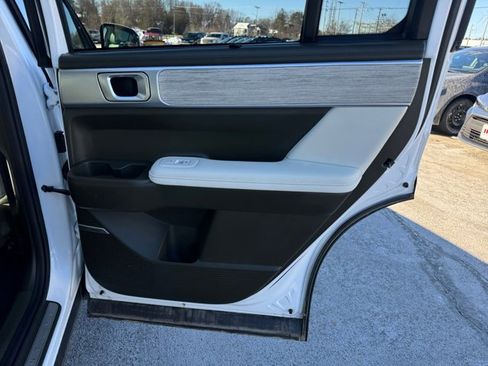 Used 2025 Hyundai Santa Fe Calligraphy image 26