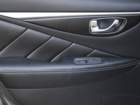 Used 2023 INFINITI Q50 Sensory image 24