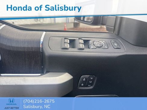 Used 2020 Ford F250 Lariat w/ Chrome Package image 11