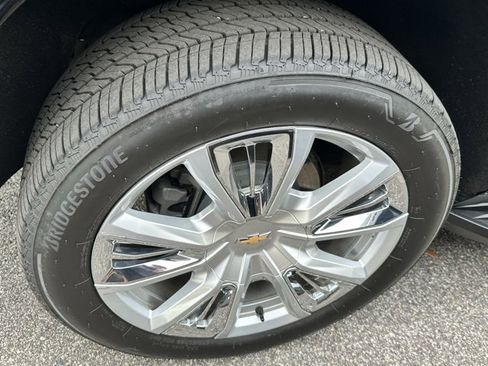 Used 2024 Chevrolet Tahoe High Country w/ Advanced Technology Package image 28