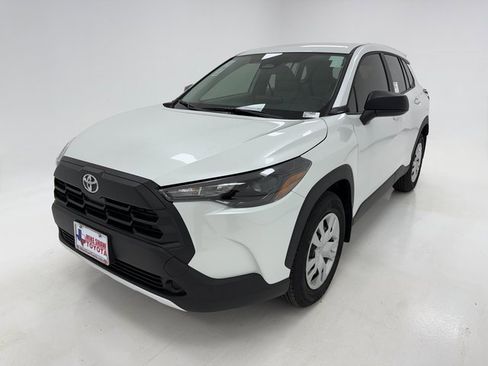 New 2026 Toyota Corolla Cross L image 4