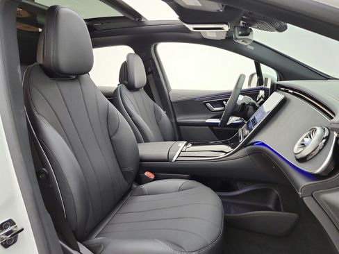Certified 2026 Mercedes-Benz EQE 320+ SUV image 19