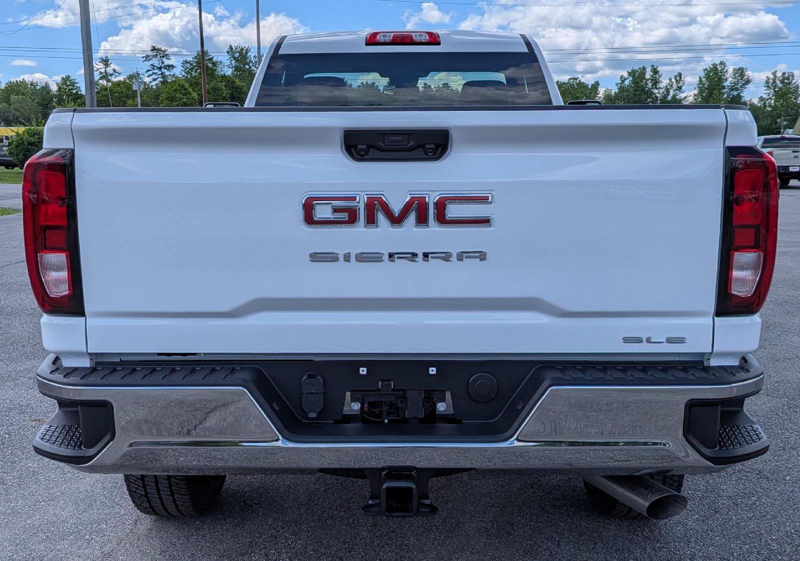 New 2026 GMC Sierra 3500 SLE w/ SLE Convenience Package AWD/4WD image 9