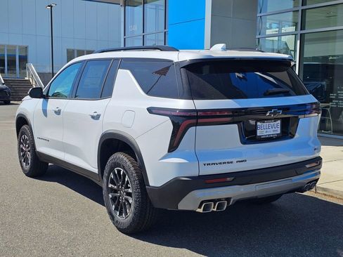 New 2026 Chevrolet Traverse Z71 AWD/4WD image 3