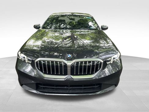New 2024 BMW 530i xDrive w/ Premium Package AWD/4WD image 3