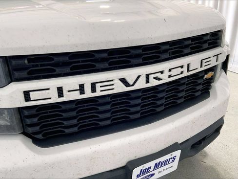 Used 2019 Chevrolet Silverado 1500 Custom w/ Infotainment Package RWD image 7