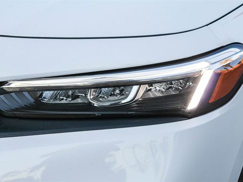 Used 2023 Honda Civic LX image 4