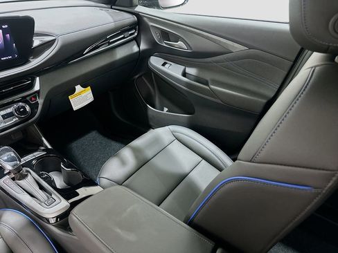 New 2026 Buick Envista Sport Touring w/ Convenience I Package FWD image 25