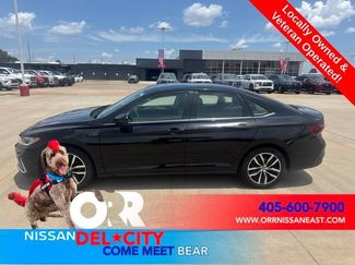 Used 2025 Volkswagen Jetta SE FWD video 2