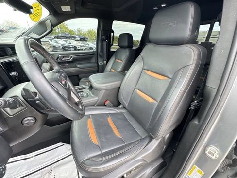 Used 2023 GMC Sierra 1500 AT4 w/ Technology Package AWD/4WD image 20