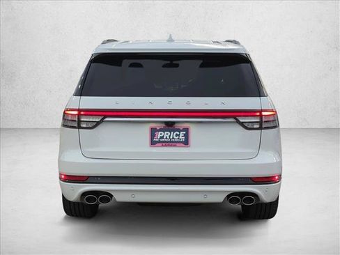 Used 2022 Lincoln Aviator Reserve w/ Equipment Group 201A AWD/4WD image 7