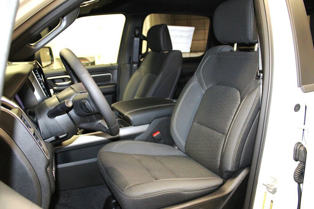New 2026 RAM 1500 Big Horn AWD/4WD image 25