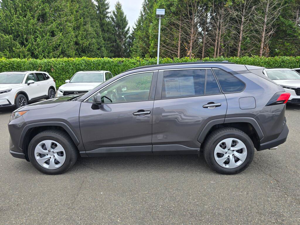 Used 2019 Toyota RAV4 LE w/ Carpet Mat Package AWD/4WD image 4