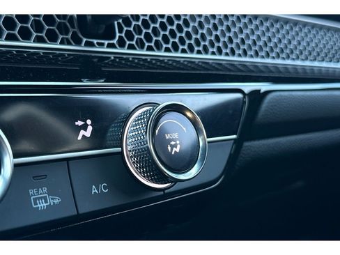 Certified 2025 Honda Civic Sport image 29