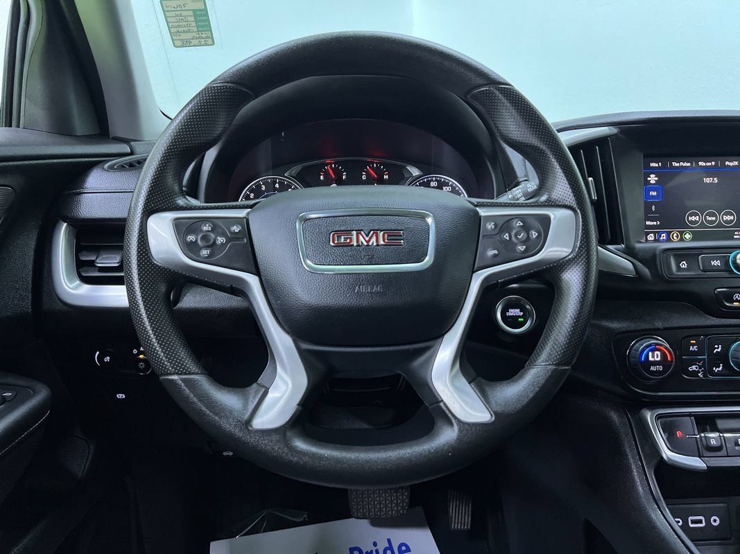Used 2024 GMC Terrain SLE w/ Driver Convenience Package FWD image 20