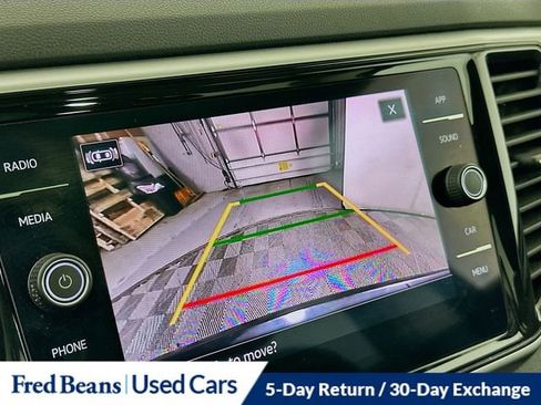 Used 2023 Volkswagen Atlas SE w/ Panoramic Sunroof Package image 14