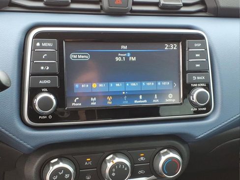 New 2025 Nissan Versa SV w/ Trunk Package image 16