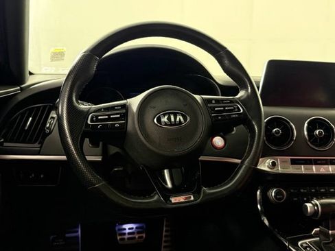 Used 2020 Kia Stinger GT-Line w/ Sun & Sound Package RWD image 19